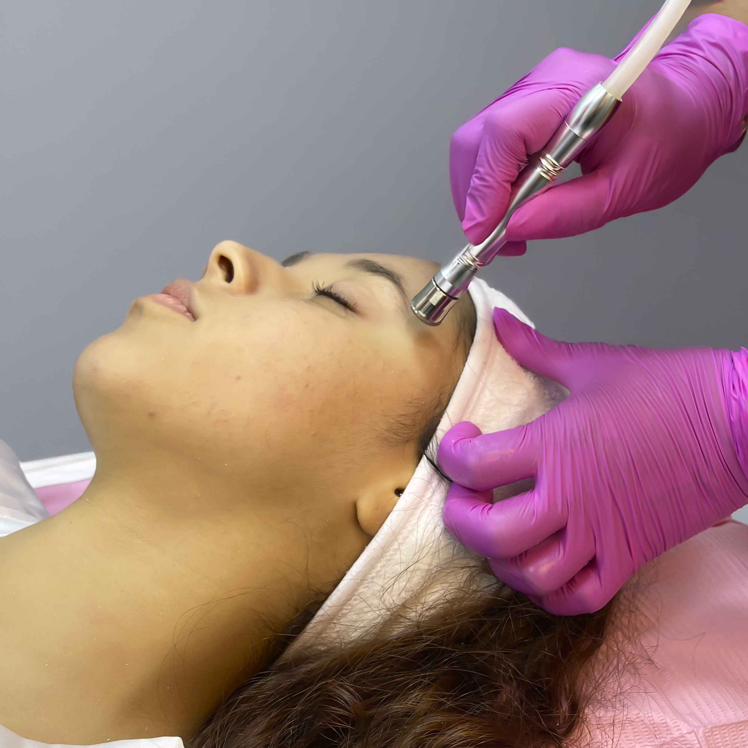Diva Facial Cleansing